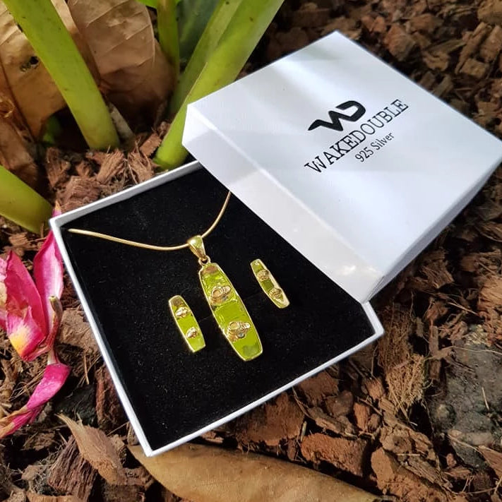 14k Gold Edition Wakeboard Pendant & Earrings w/ Gold Chain