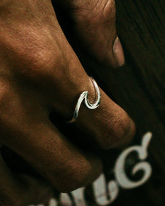 Wave Ring (SPECIAL 40% OFF ADD ON!)